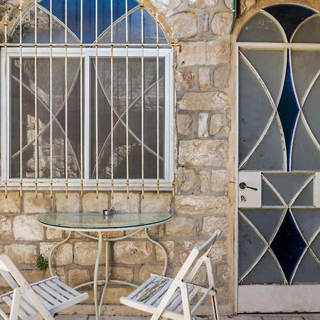 שלווה בעיר העתיקה - Peace In The Heart Of The Old City Safed Buitenkant foto