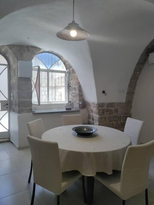 שלווה בעיר העתיקה - Peace In The Heart Of The Old City Safed Buitenkant foto