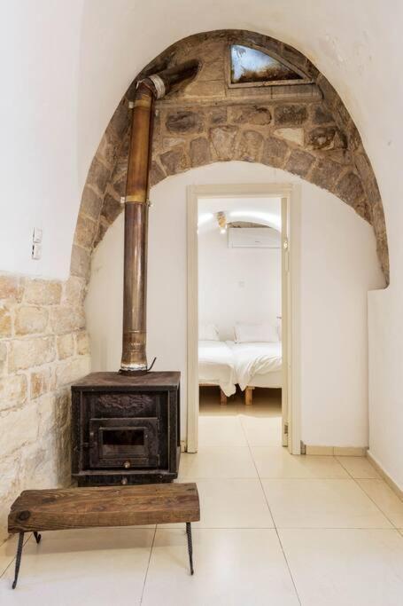 שלווה בעיר העתיקה - Peace In The Heart Of The Old City Safed Buitenkant foto