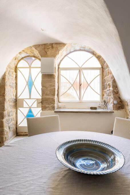 שלווה בעיר העתיקה - Peace In The Heart Of The Old City Safed Buitenkant foto